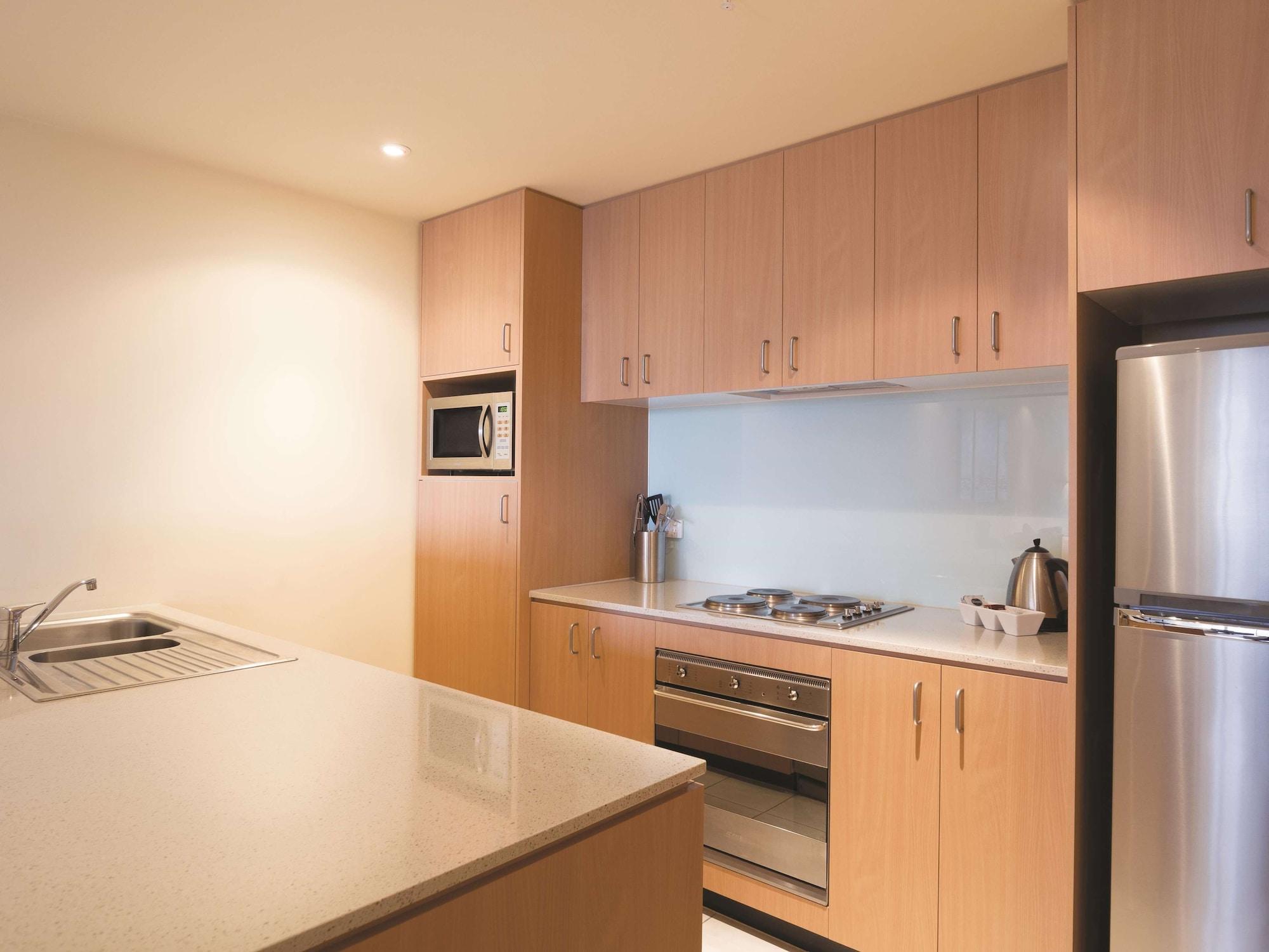 Oaks Melbourne On Lonsdale Suites Exterior photo