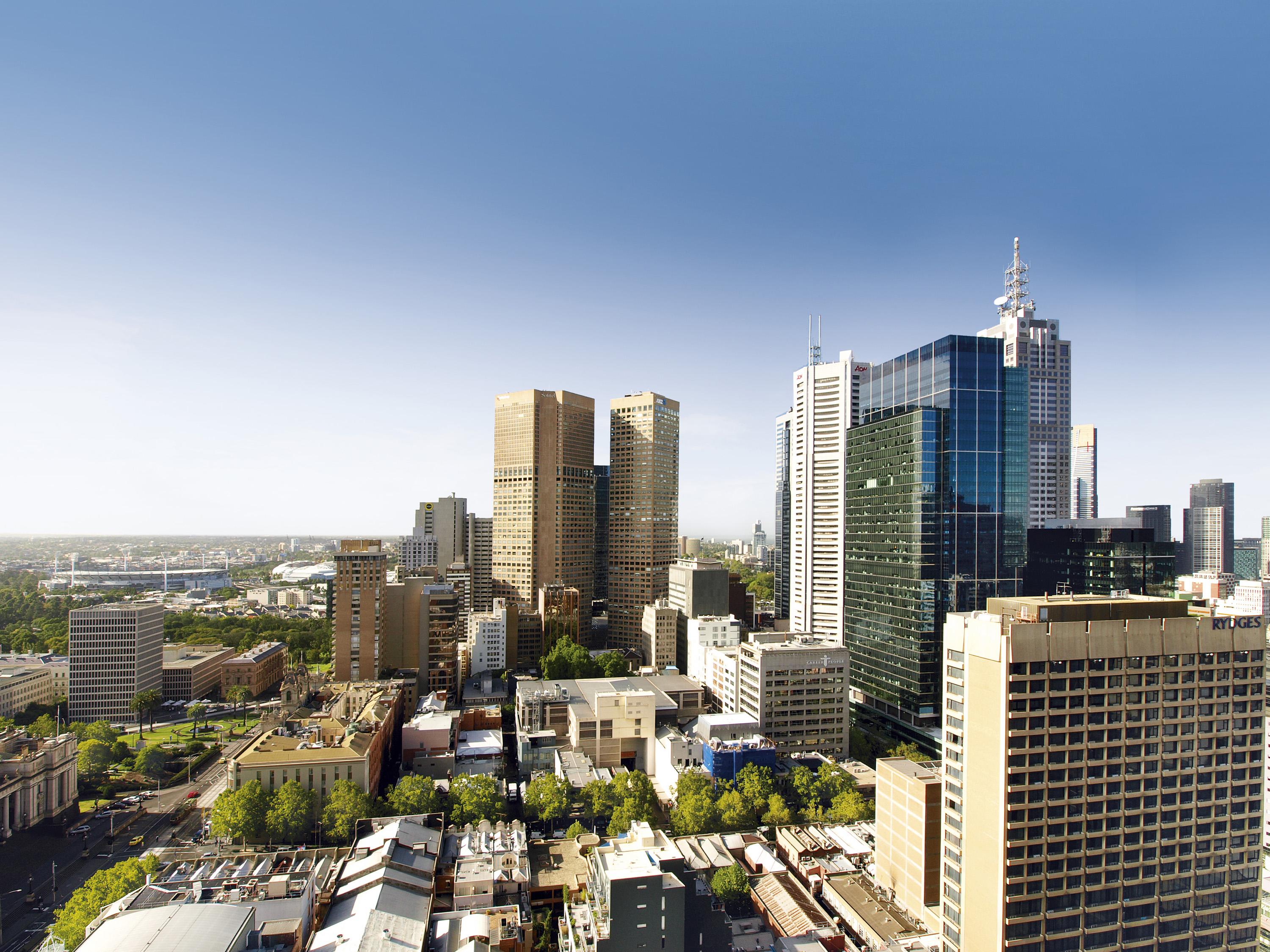 Oaks Melbourne On Lonsdale Suites Room photo