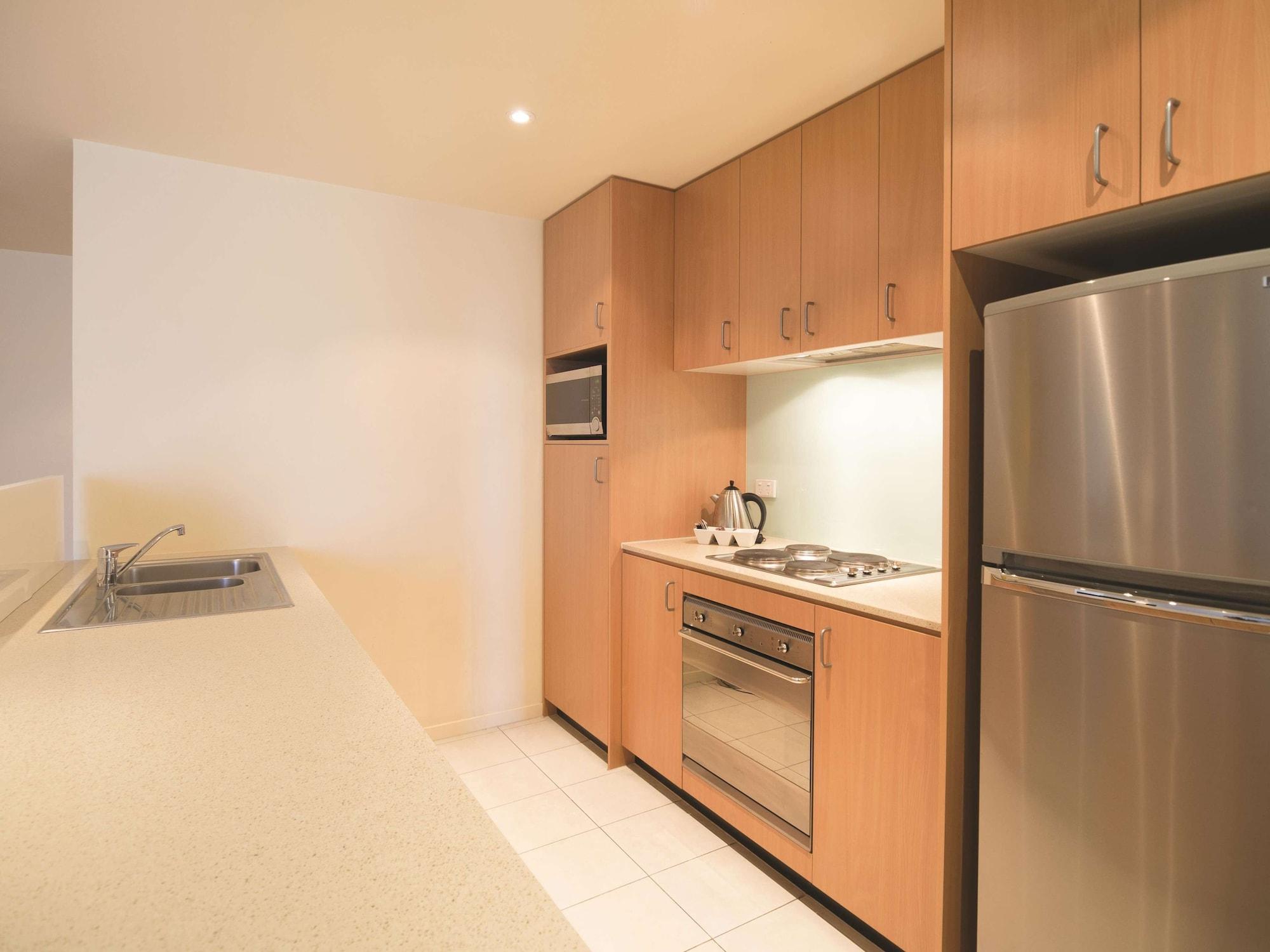 Oaks Melbourne On Lonsdale Suites Exterior photo