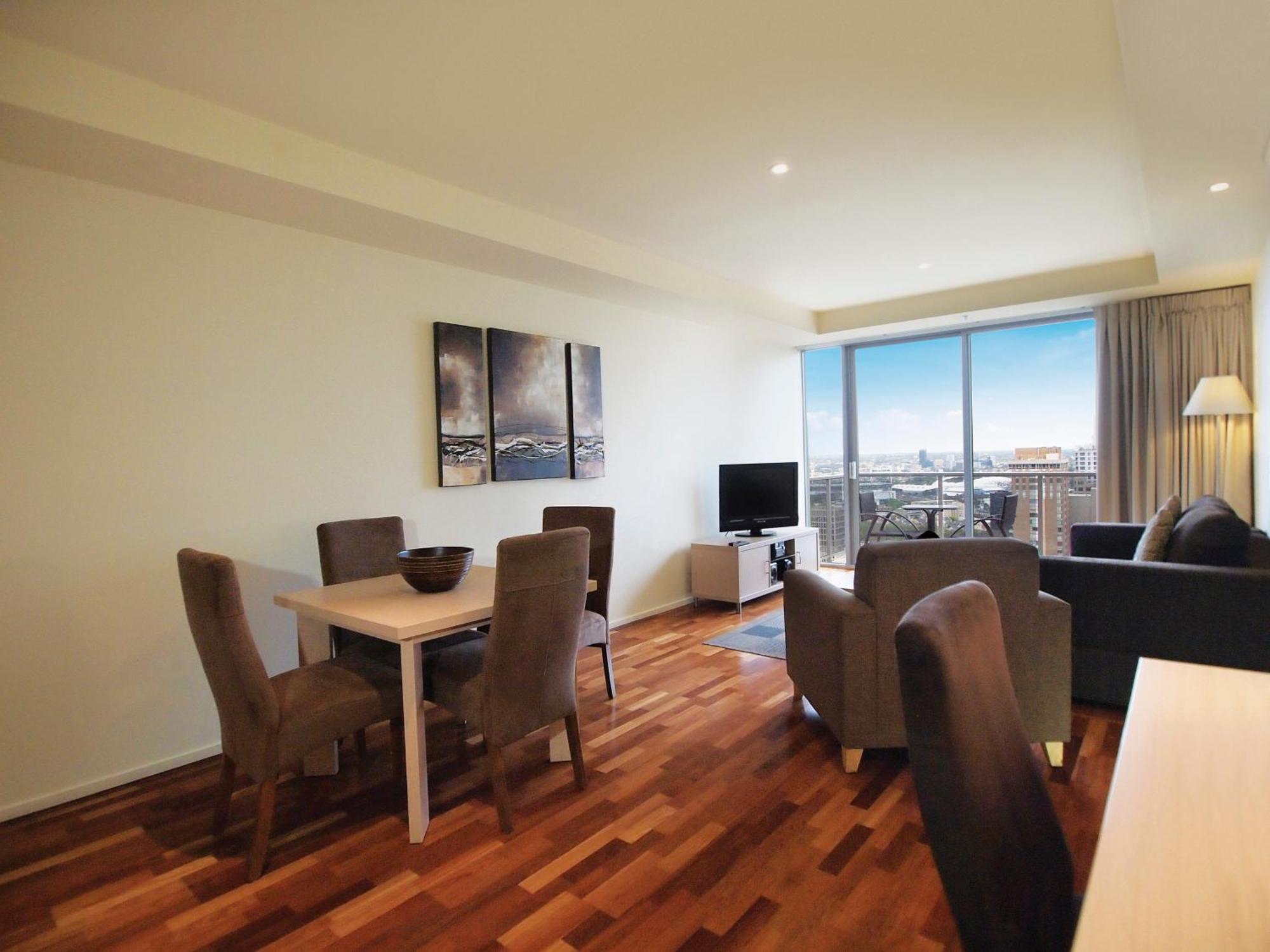 Oaks Melbourne On Lonsdale Suites Exterior photo