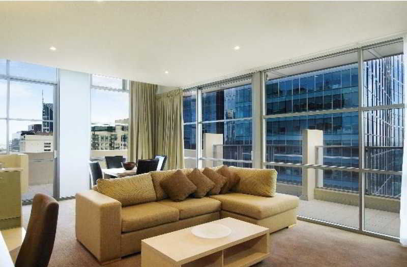 Oaks Melbourne On Lonsdale Suites Exterior photo