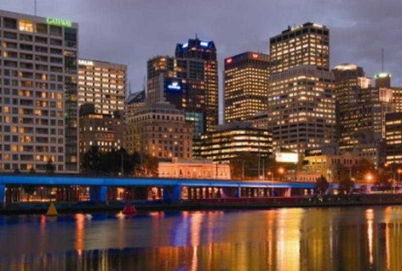 Oaks Melbourne On Lonsdale Suites Exterior photo